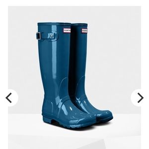 AMAZING Hunter Tall Gloss Rain Boots Magnetic Blue